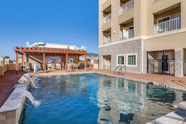 Pool - Best Western Plus Galveston Suites