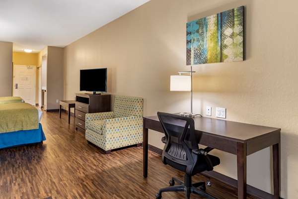 Suite - Best Western Plus Galveston Suites