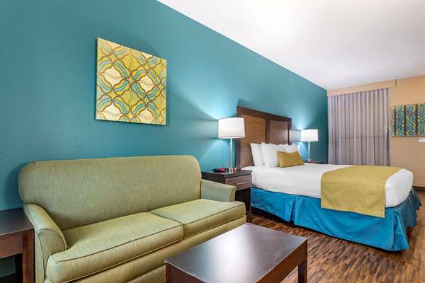 Suite - Best Western Plus Galveston Suites