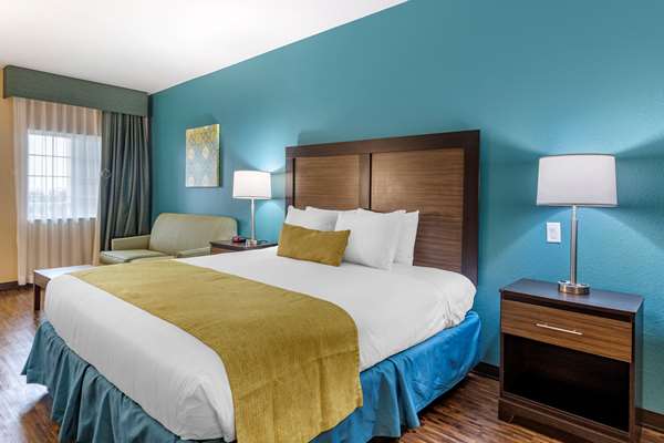 Suite - Best Western Plus Galveston Suites