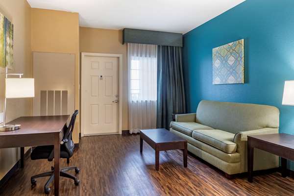 Suite - Best Western Plus Galveston Suites