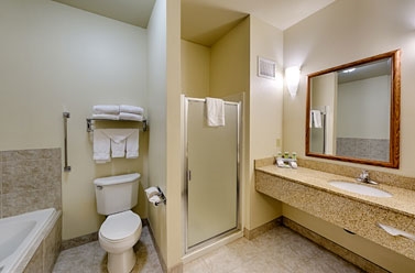 Suite - Triple Play Resort Hotel & Suites Hayden