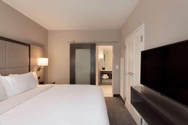  - Embassy Suites Olathe