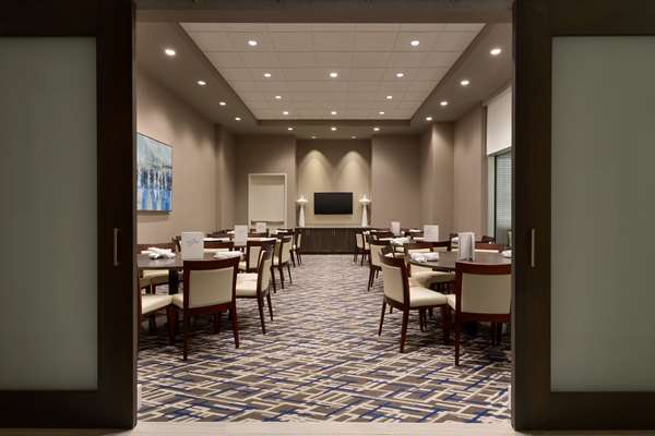  - Embassy Suites Olathe