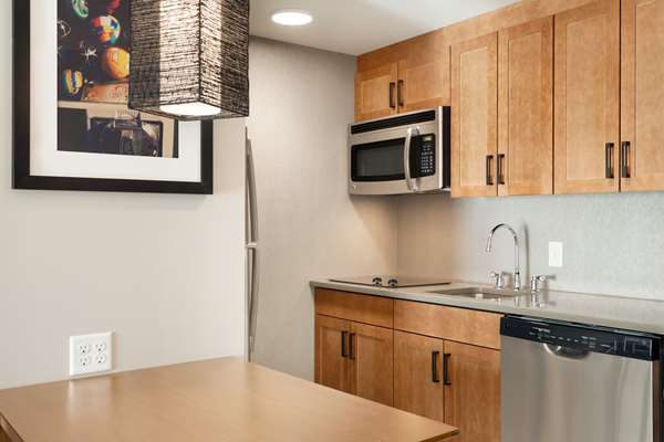  - Homewood Suites by Hilton East Syracuse