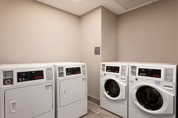  - Homewood Suites by Hilton East Syracuse