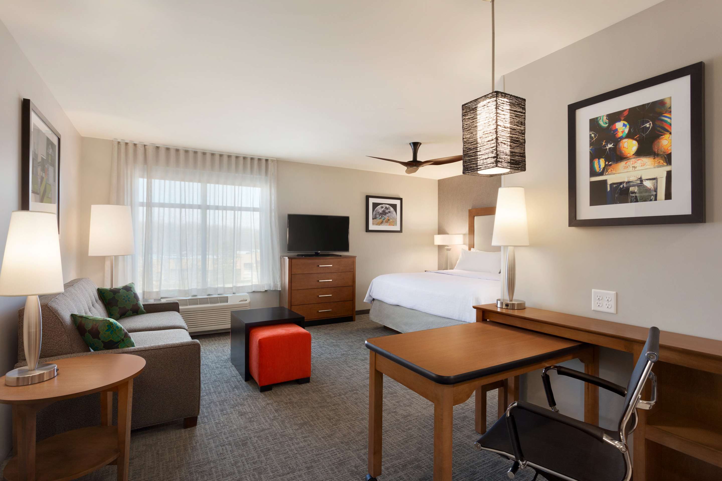 Guest room