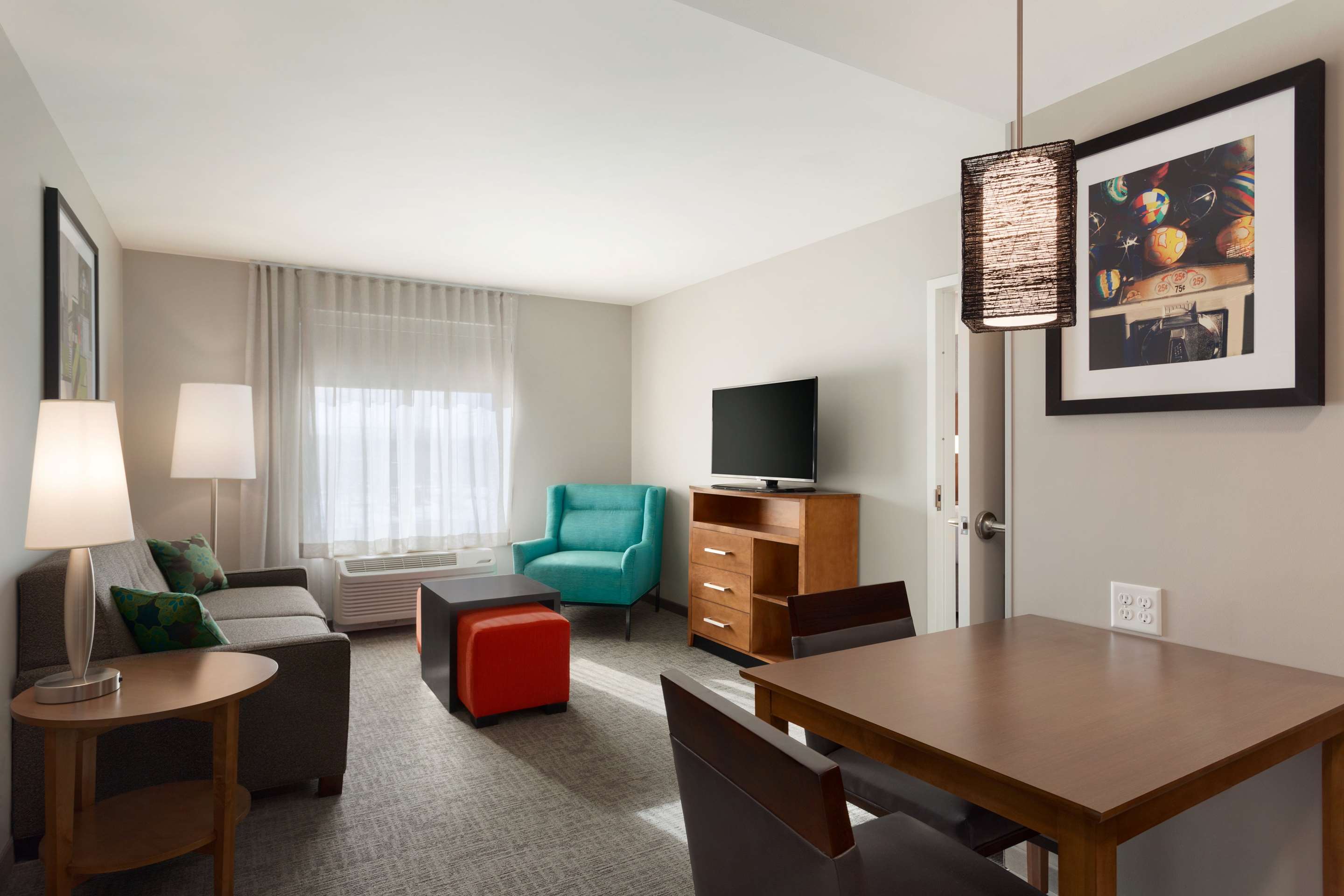 Guest room