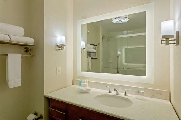 - Homewood Suites by Hilton Downtown Richmond - I-95, Exit 74C