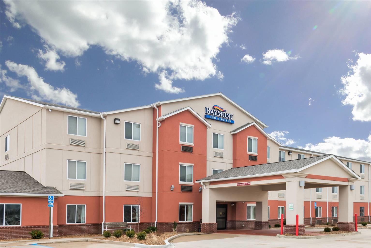Baymont Inn & Suites Fulton