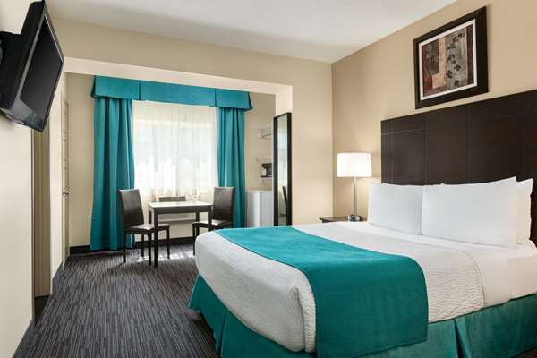  - Days Inn Montreal Saint Leonard