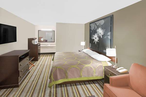  - Super 8 Motel Bay St Louis