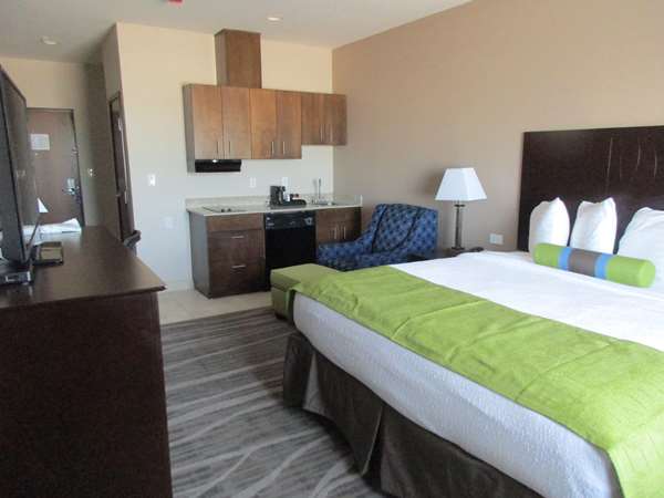  - Best Western Plus Denver City Hotel & Suites