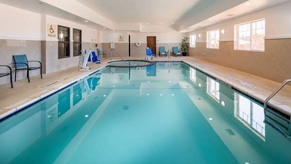 Pool - Best Western Plus Denver City Hotel & Suites