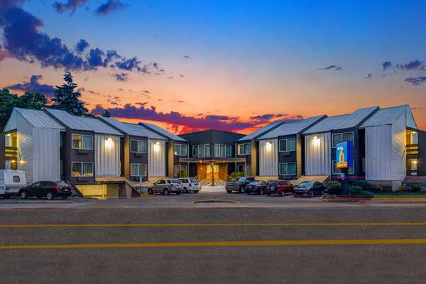 Exterior view - Studio 6 Suites Portland - I-405, Exit 23B