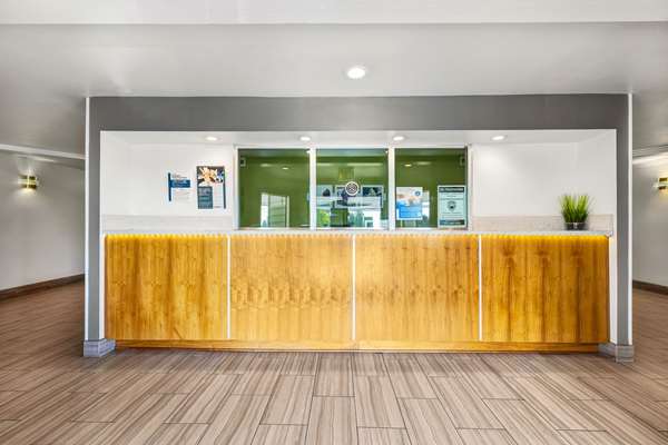  - Studio 6 Suites Portland - I-405, Exit 23B