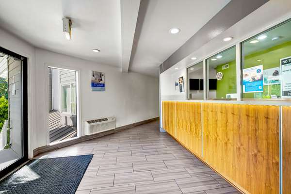  - Studio 6 Suites Portland - I-405, Exit 23B