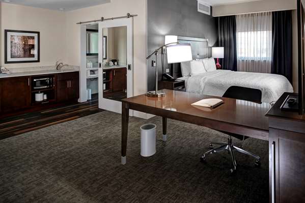  - Hampton Inn Downtown Richmond - I-95, Exit 74C