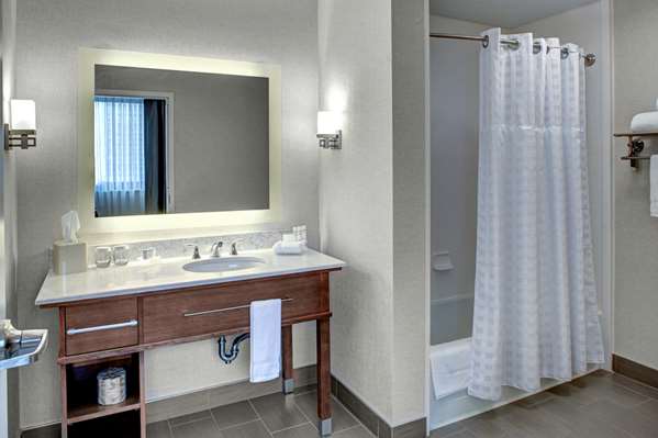  - Hampton Inn Downtown Richmond - I-95, Exit 74C