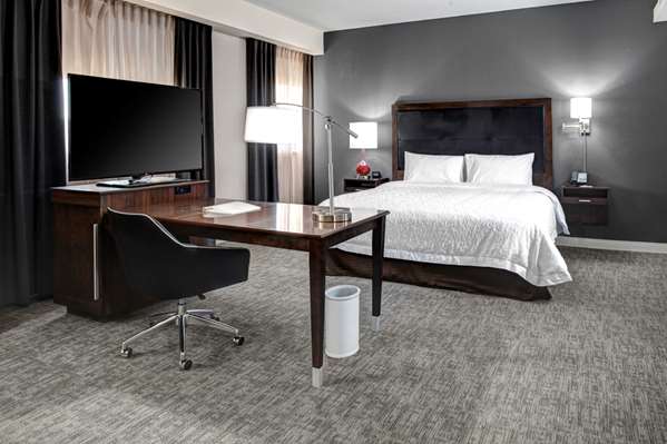  - Hampton Inn Downtown Richmond - I-95, Exit 74C