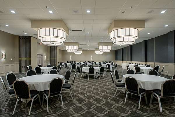  - Best Western Premier Alton St Louis Area Hotel