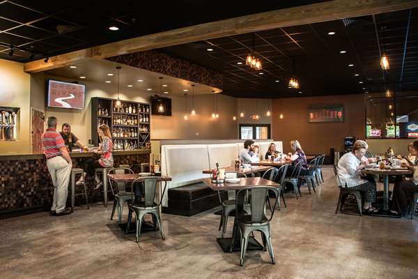 Bar - Best Western Premier Alton St Louis Area Hotel