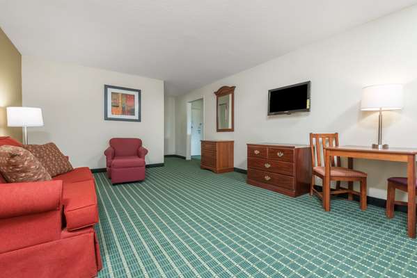  - Baymont Inn & Suites Kokomo