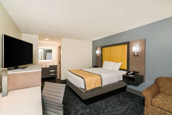  - Baymont Inn & Suites Franklin - I-65, Exit 65