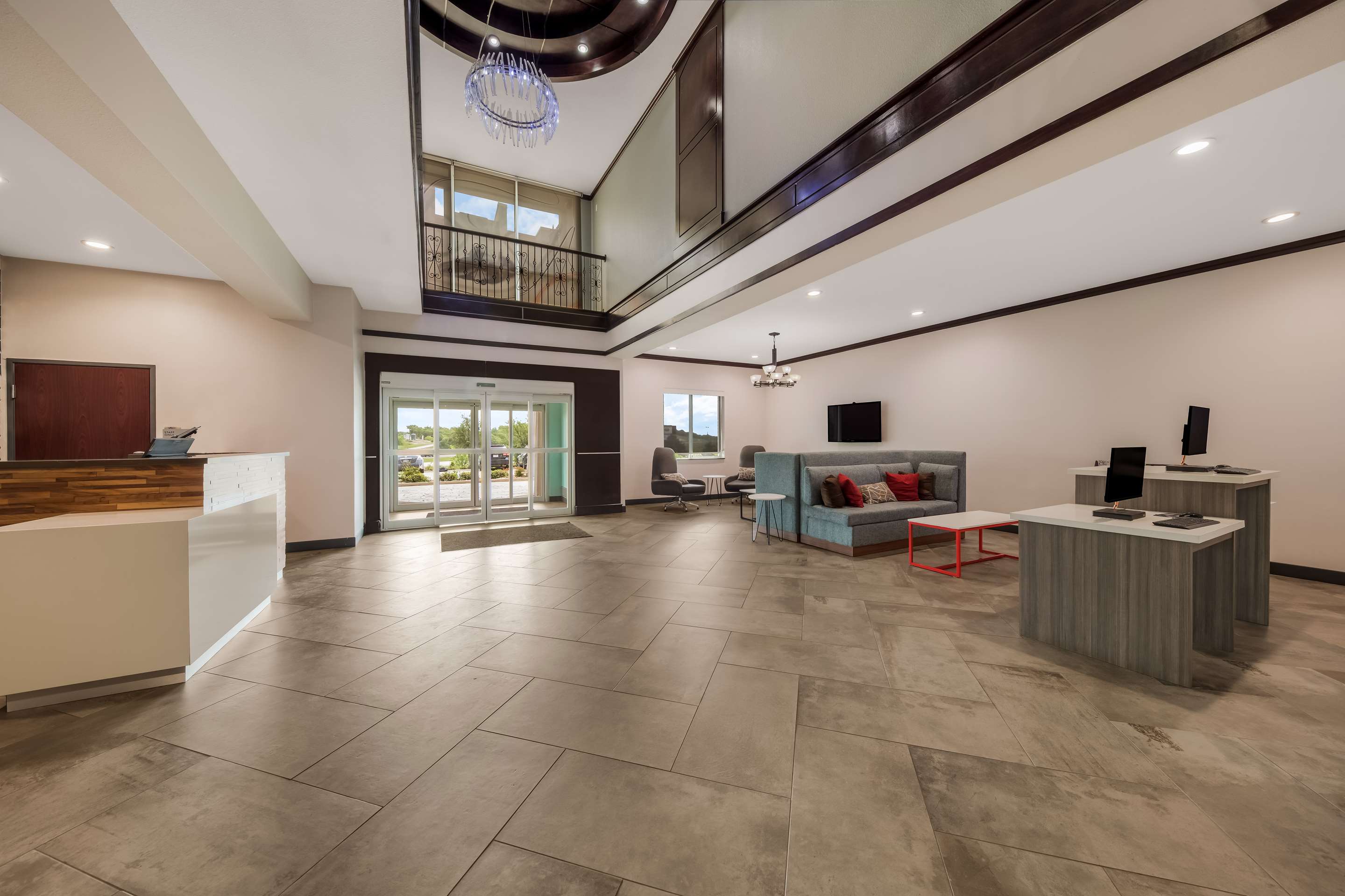 Lobby | Best Western Bowie Inn & Suites