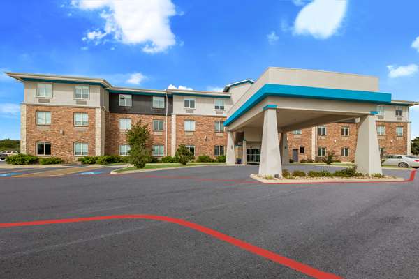 Exterior view - Best Western Bowie Inn & Suites