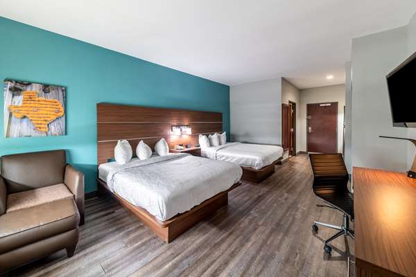  - Best Western Bowie Inn & Suites