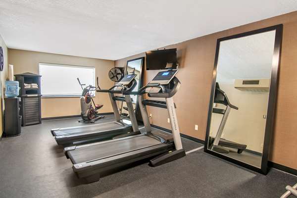 Fitness/ Exercise Room - Best Western on the River Hotel Hannibal