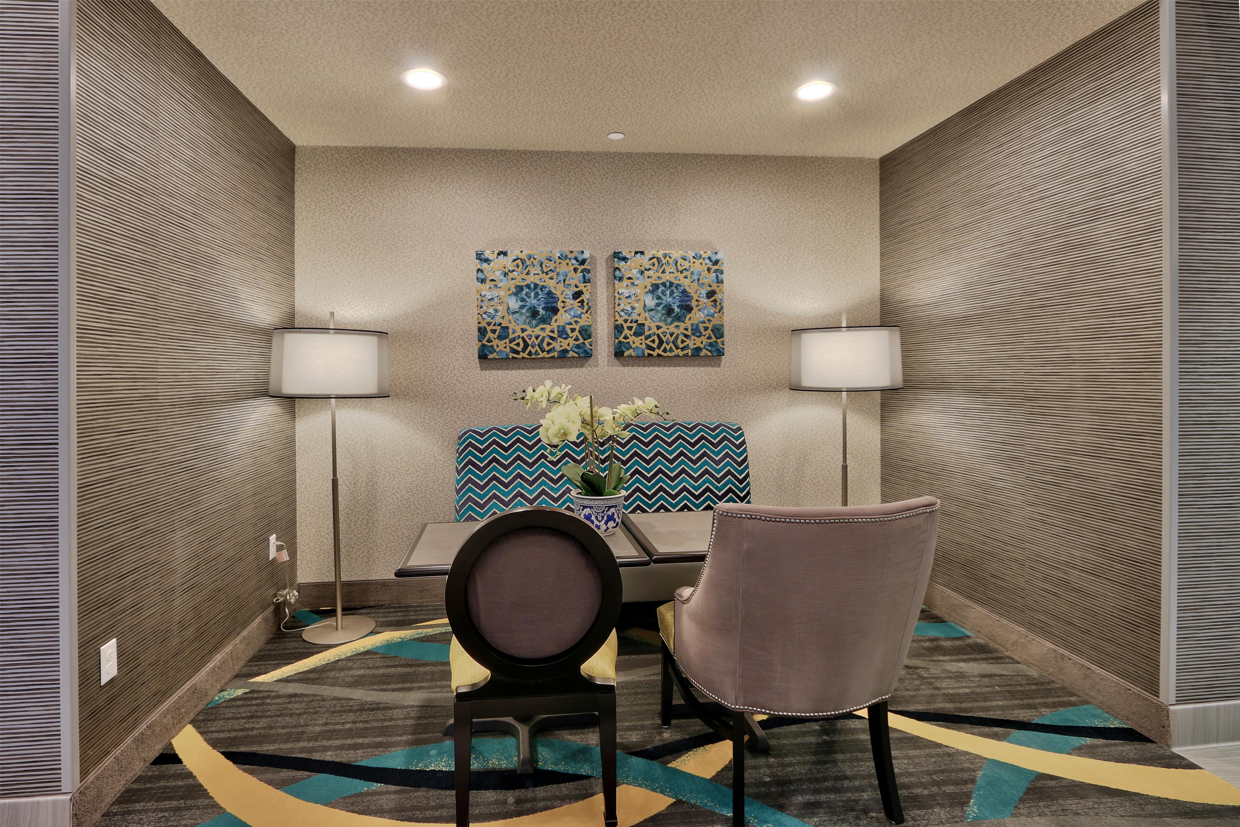 Restaurant | Hampton Inn & Suites Albuquerque Airport