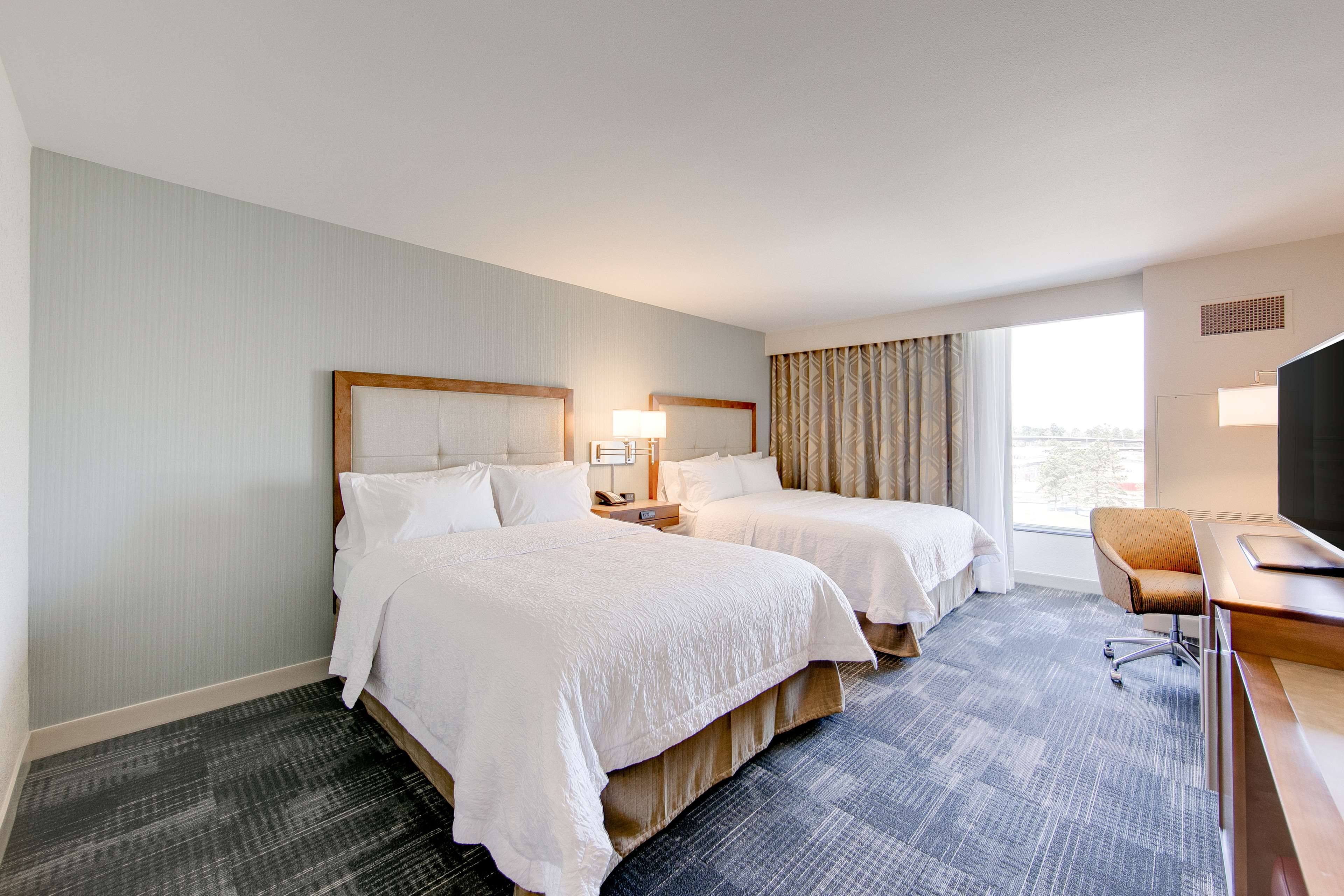 Hampton Inn & Suites by Hilton North Houston Spring Room Type - 2 QNS HEARING ACC NOSMOK