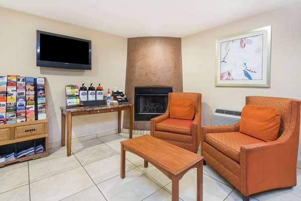  - Baymont Inn & Suites Santa Fe