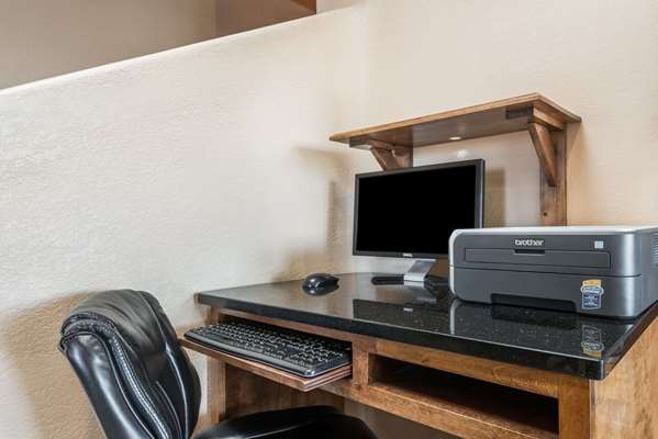 Conference Area - Baymont Inn & Suites Santa Fe