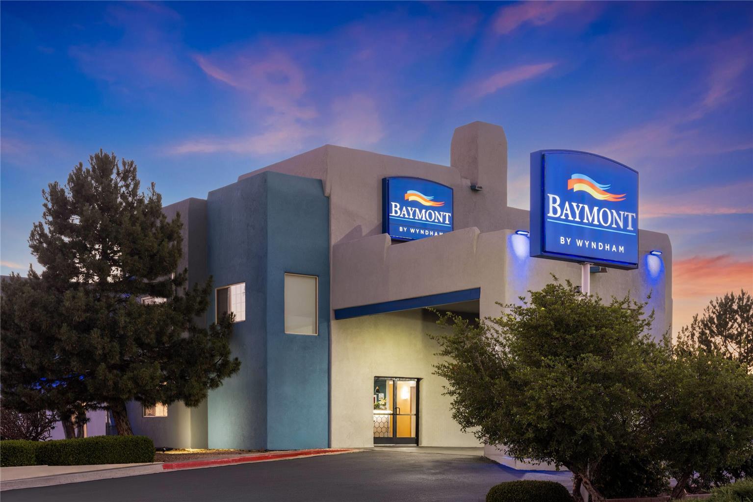 Baymont Inn & Suites Santa Fe