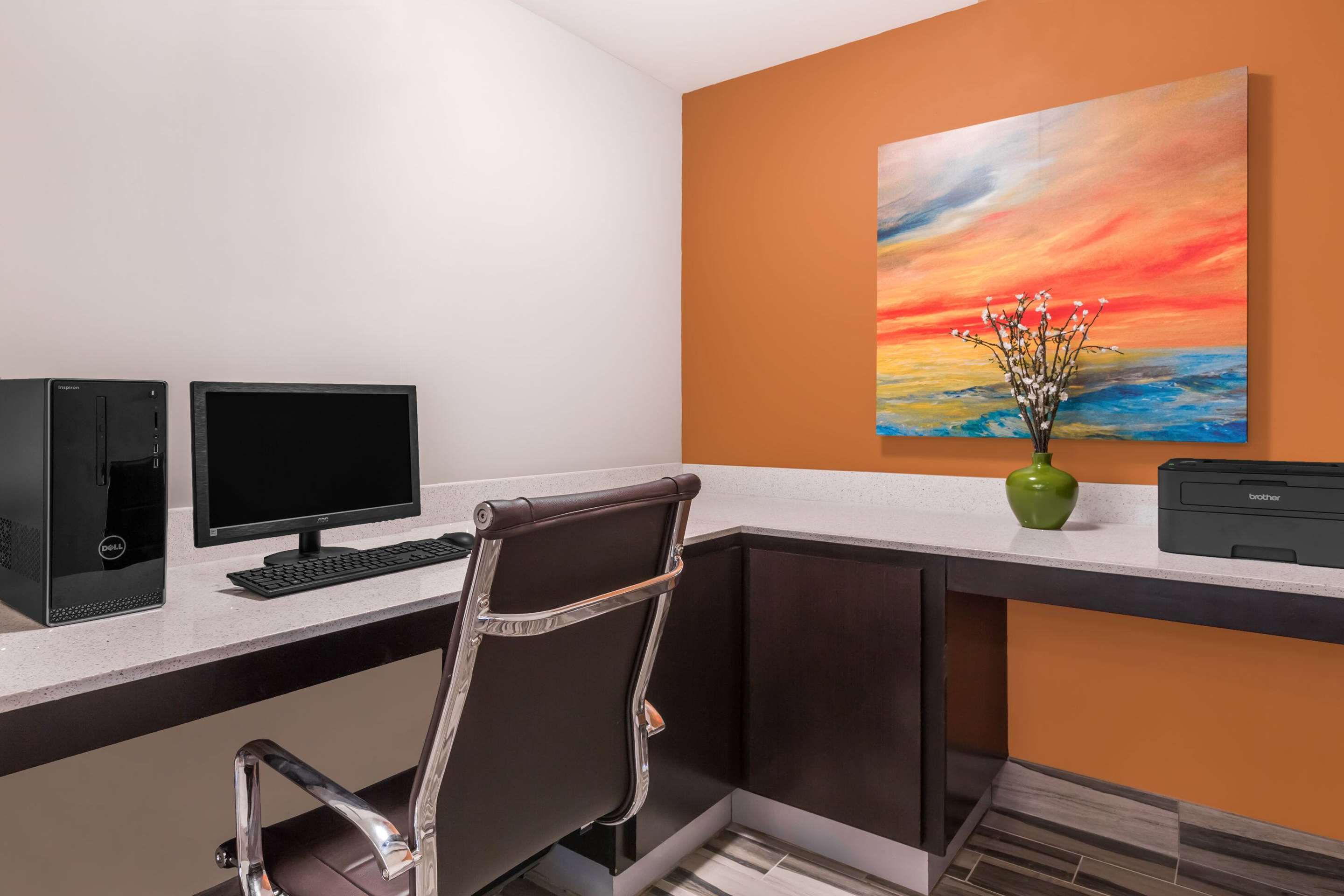 Business Center | Days Inn & Suites by Wyndham Katy