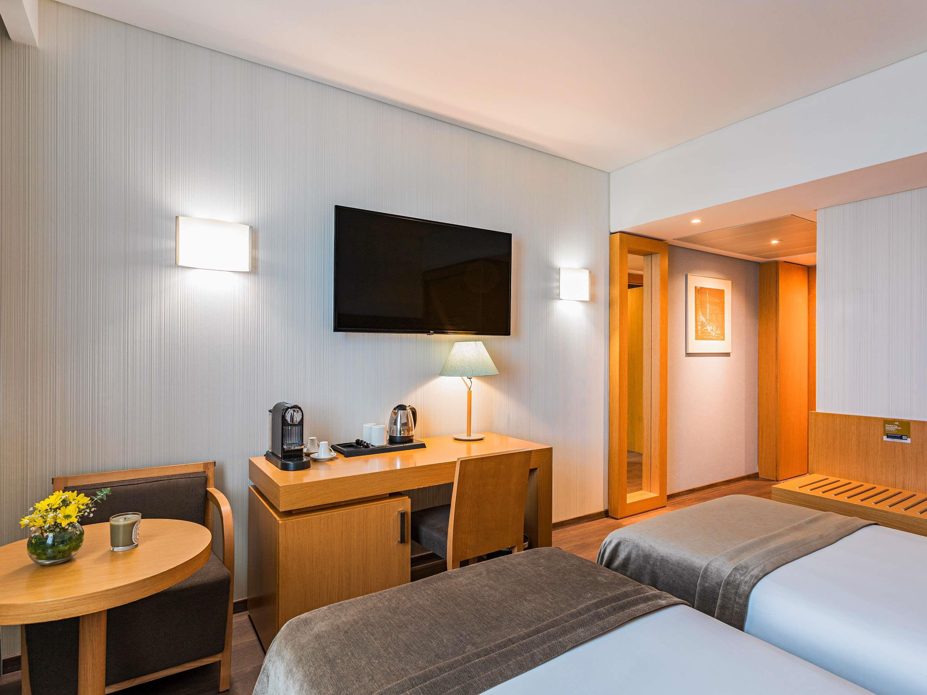 Mercure Lisboa Almada Room Type - Privilege Room with twin beds