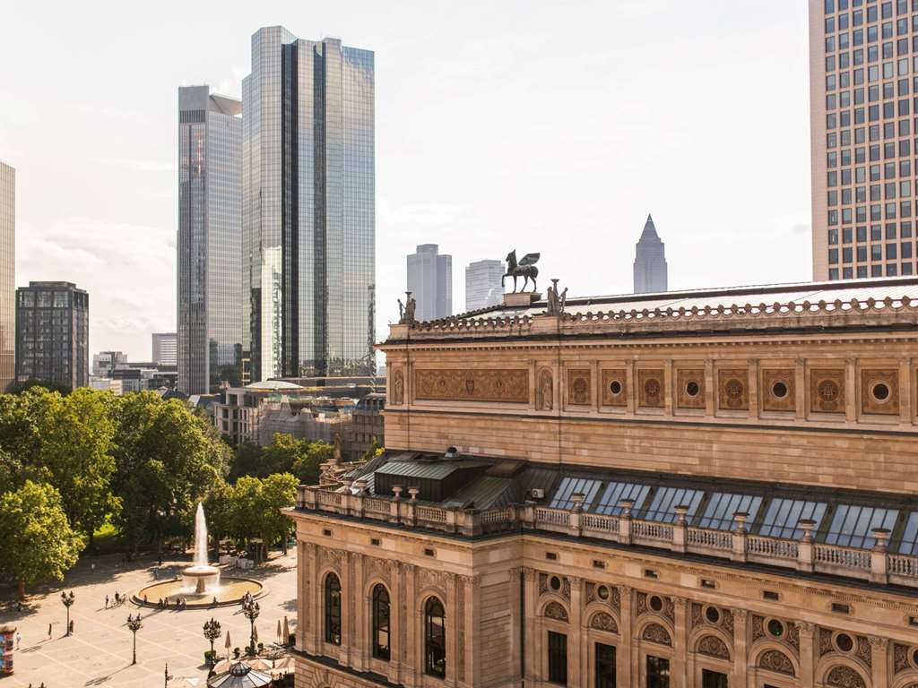 Sofitel Frankfurt Opera - Tap to explore photos