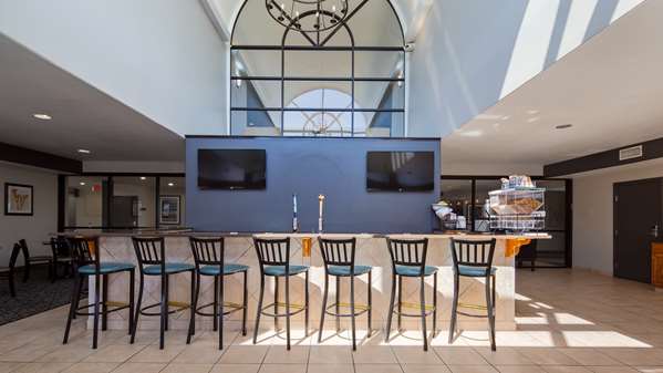 Bar - Best Western Northwest Corpus Christi Inn & Suites