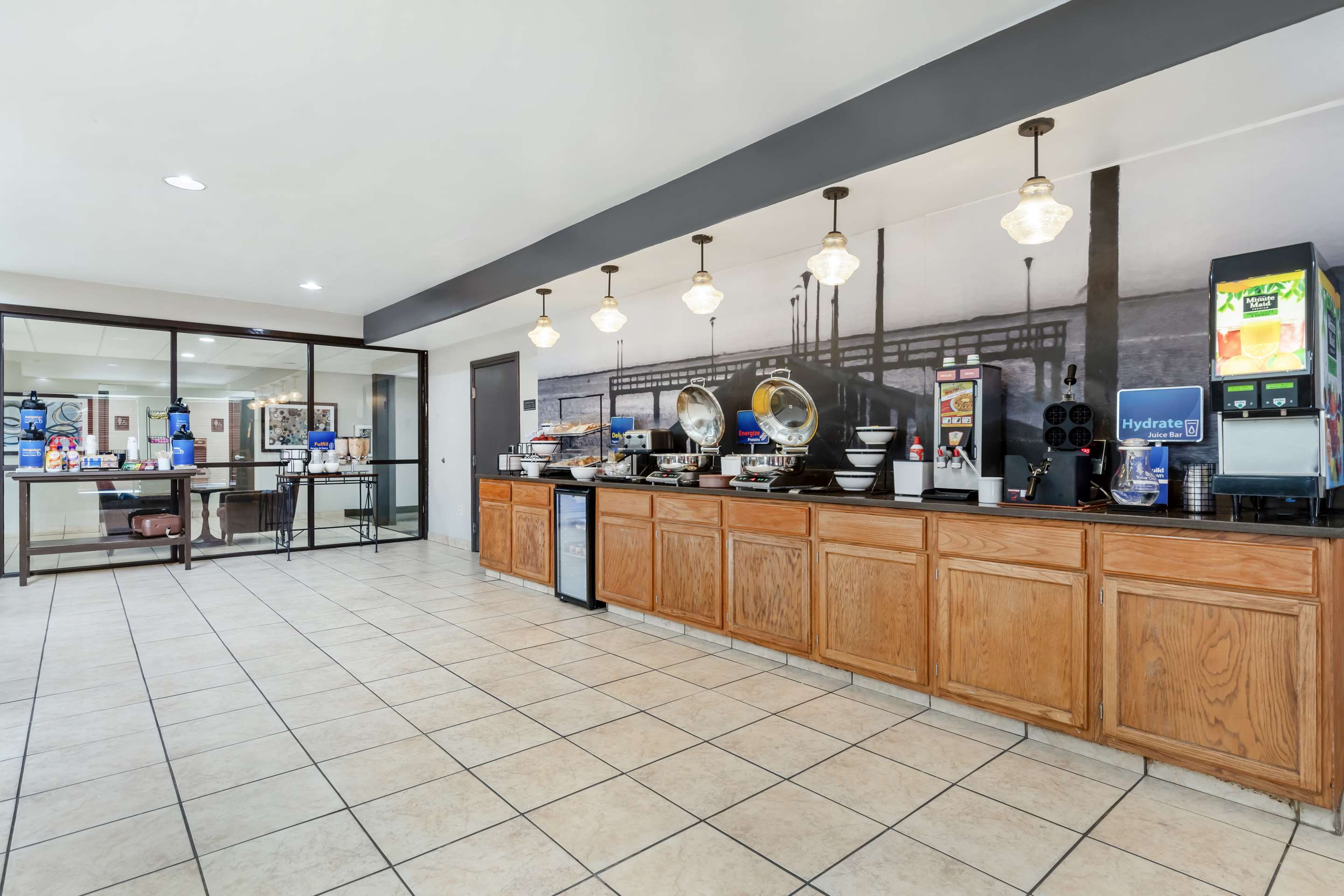 Breakfast Area | Best Western Northwest Corpus Christi Inn & Suites