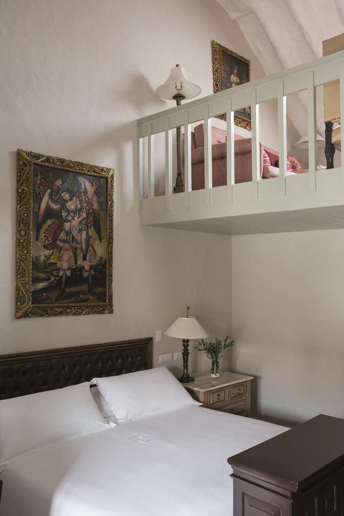 Guest photo