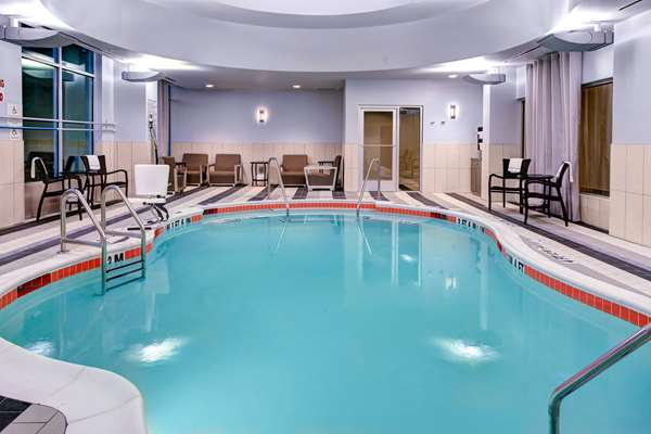 Pool - Hampton Inn & Suites Perimeter Center Atlanta