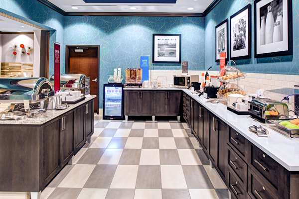 Amenities - Hampton Inn & Suites Perimeter Center Atlanta