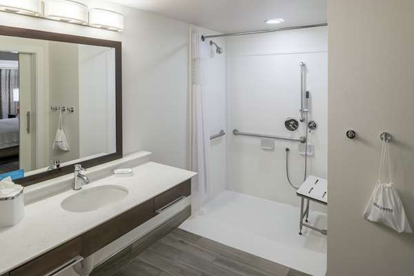  - Hampton Inn & Suites Perimeter Center Atlanta