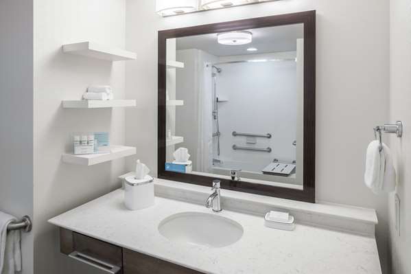  - Hampton Inn & Suites Perimeter Center Atlanta