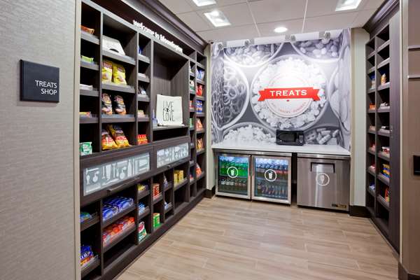 Restaurant - Hampton Inn West Bloomington