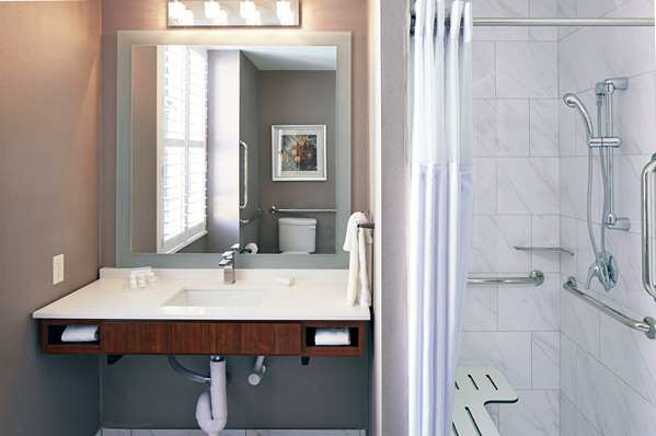  - Hilton Garden Inn Phoenix - I-10, Exit 144