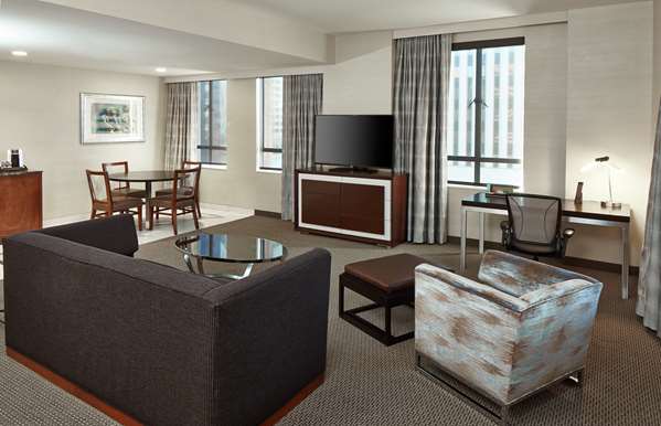  - Hilton Garden Inn Phoenix - I-10, Exit 144